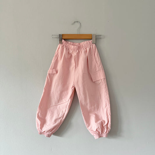 Second Moment / Light pink nylon pants / 3-4Y