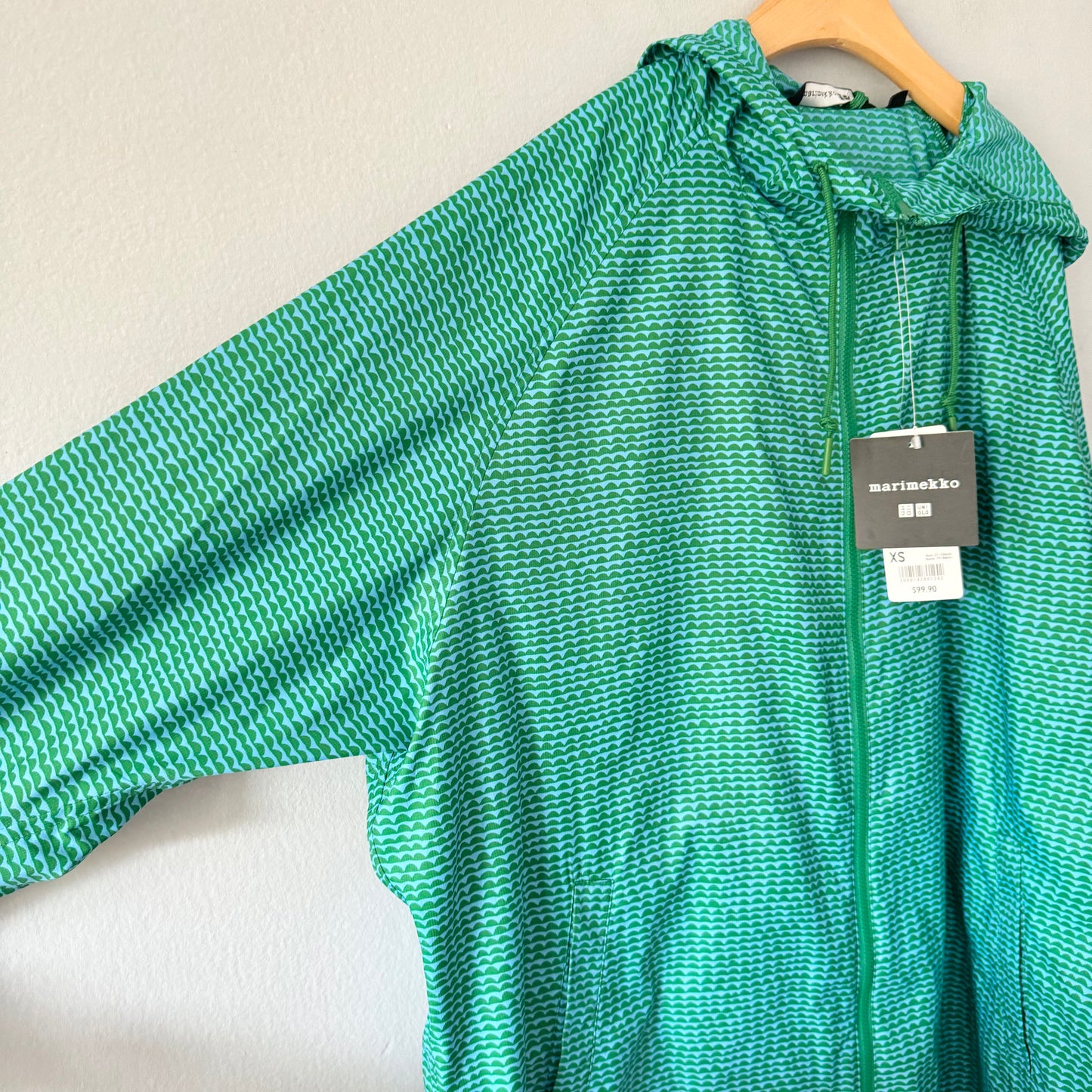 Uniqlo x Marimekko / Blue x green rain coat / Women XS