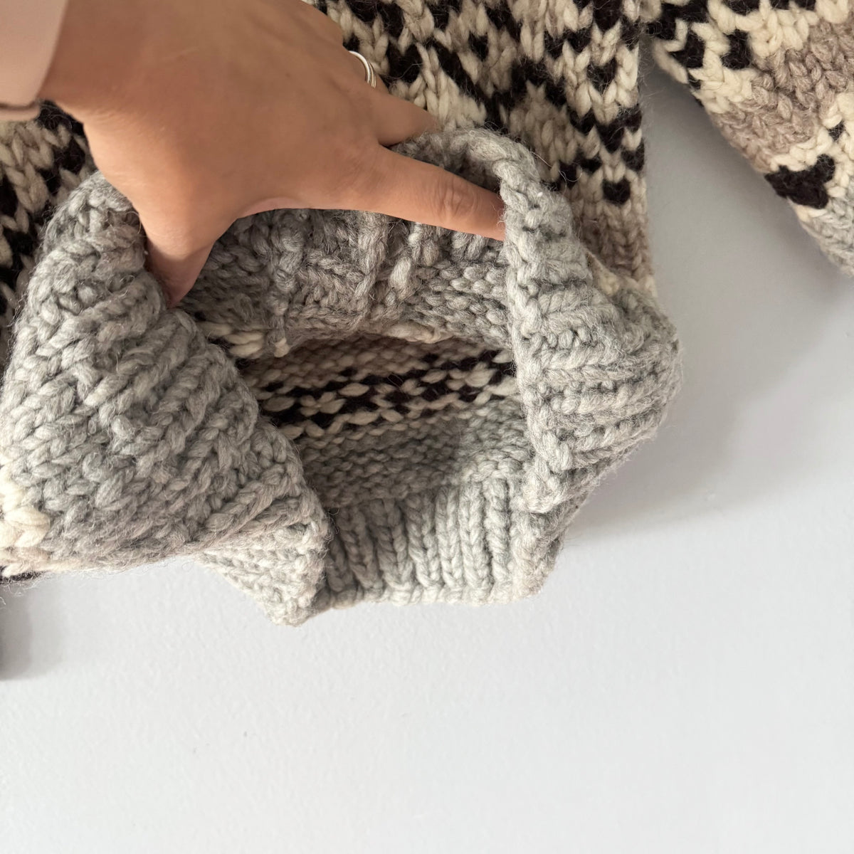 Handmade / Wool knit jacket / 4-5Y