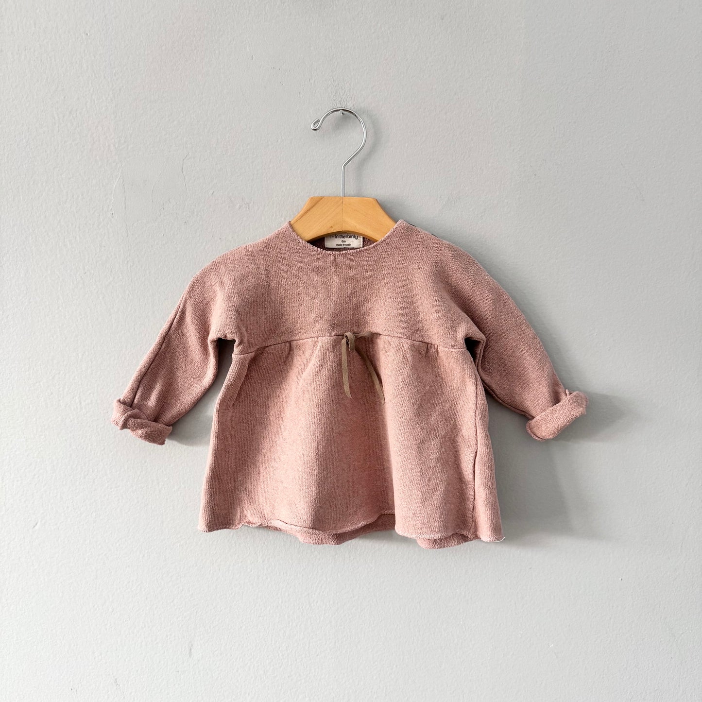 1+ in the family / Robe en maille rose fumée / 6M