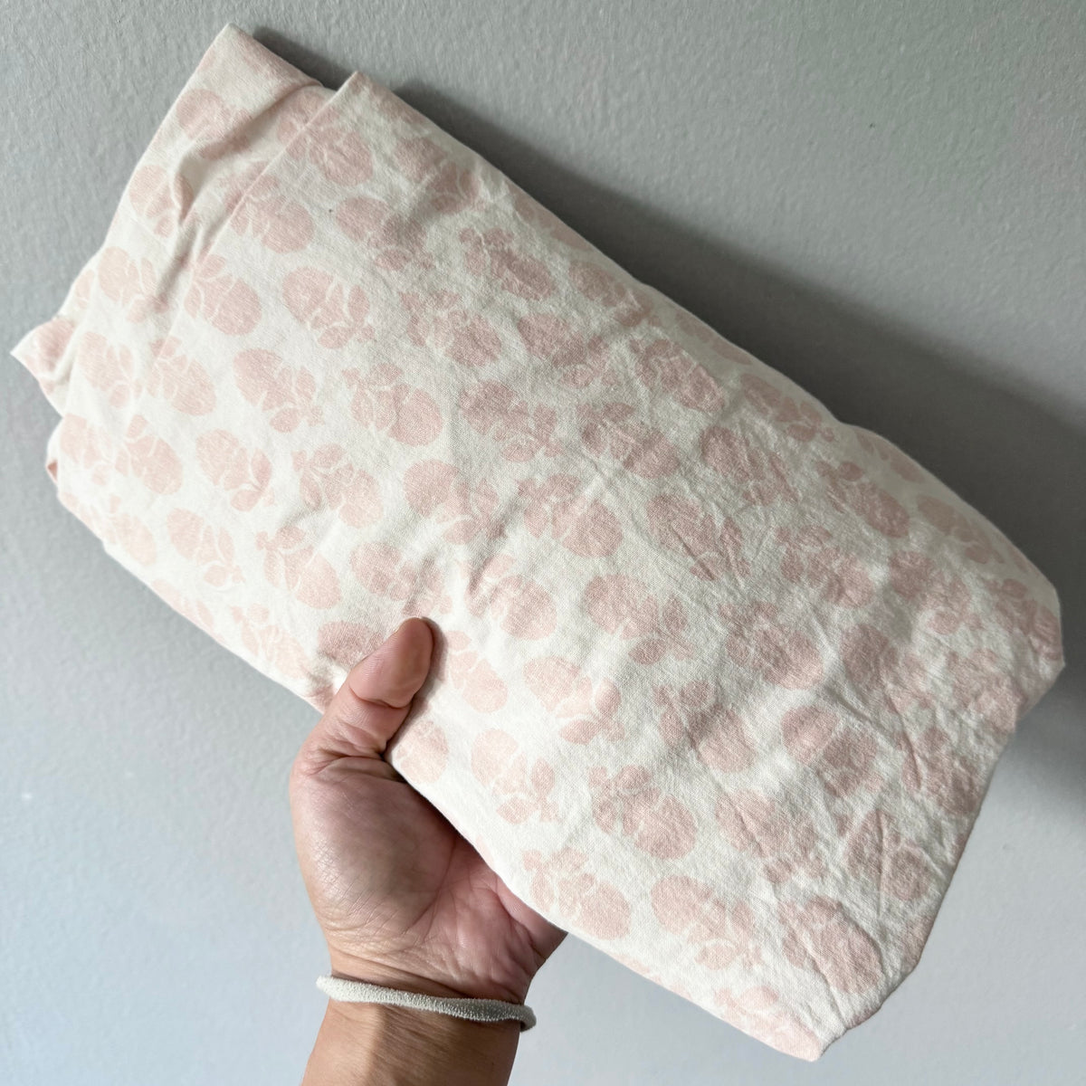 West Elm Kids / Crib sheets