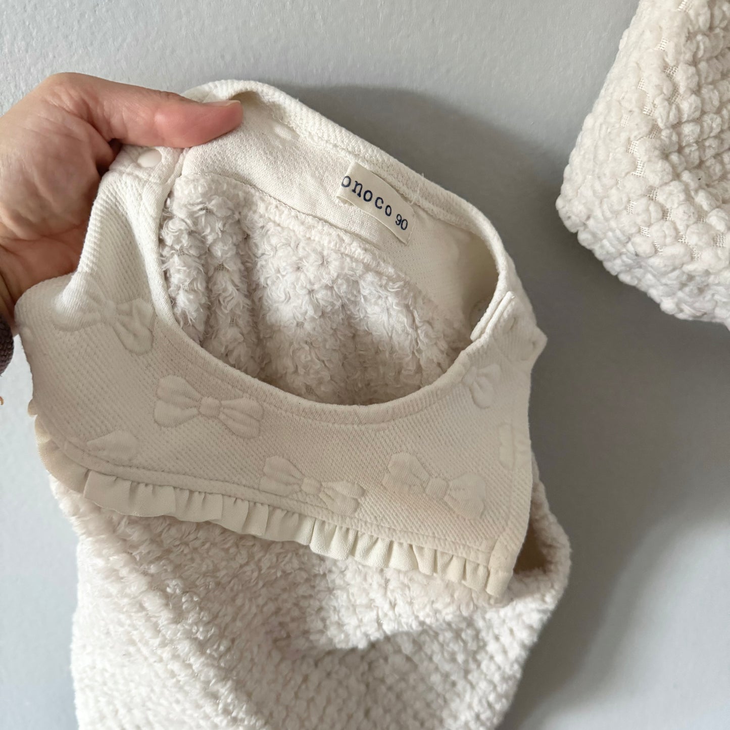 No brand / Ivory sherpa tank x bloomer set / 18-24M