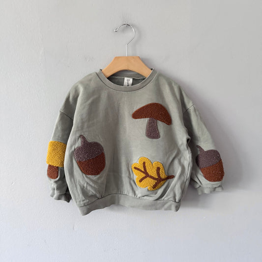 H&M / Smokey green acorn sweatshirt / 3-4Y