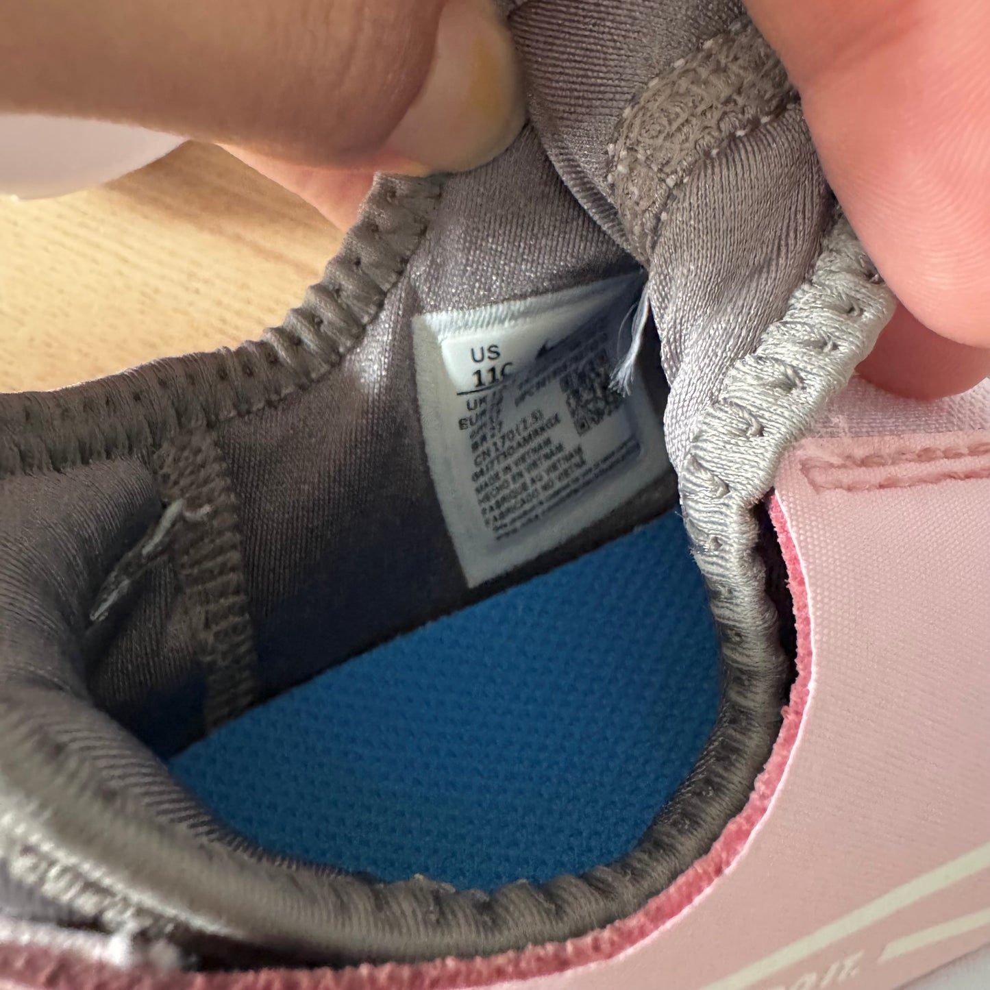 Nike / Sneaker / US11