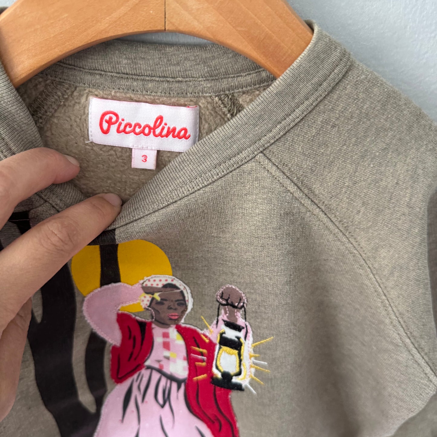Piccolina / Brown sweatshirt / 3Y
