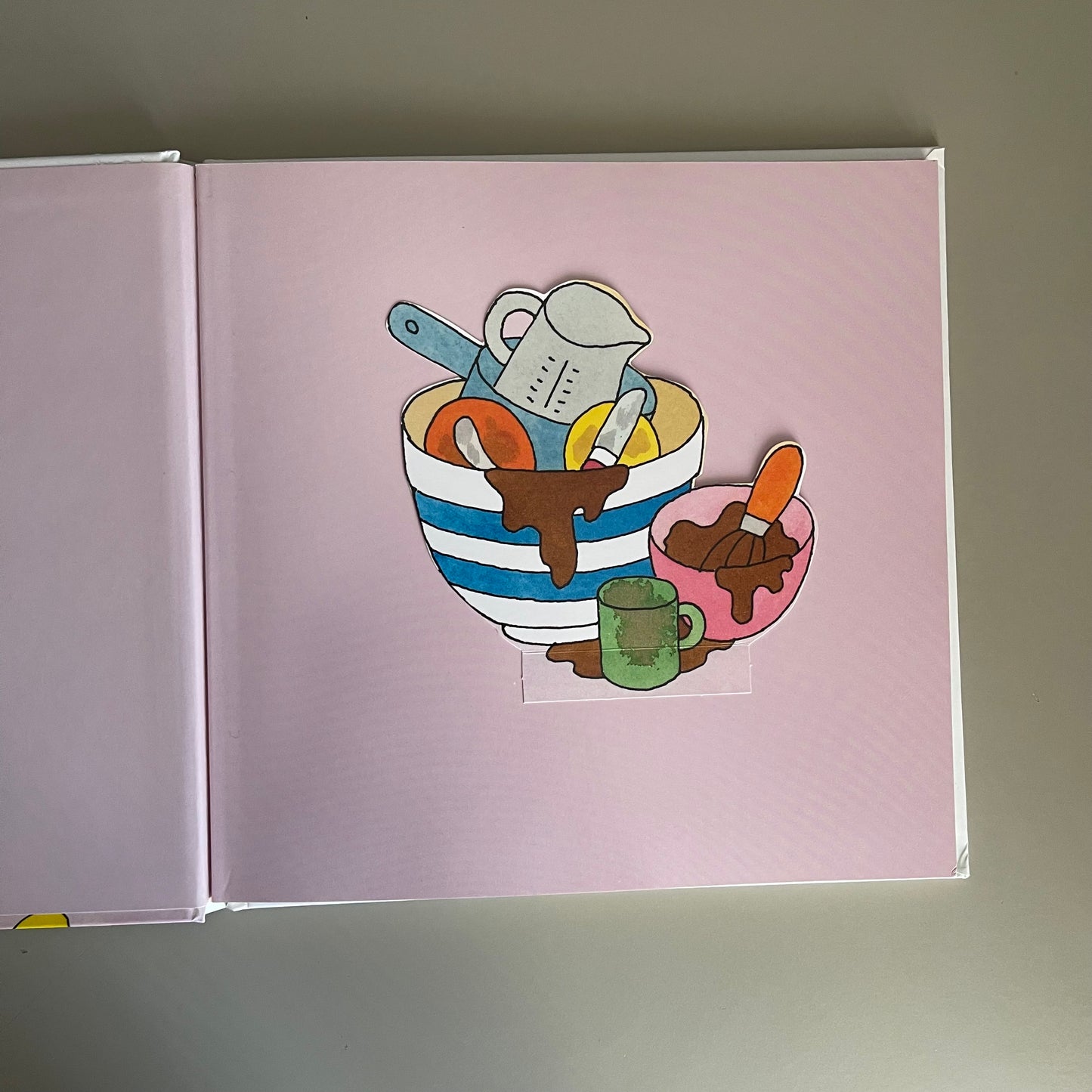 Spot Bakes a Cake / Eric Hill