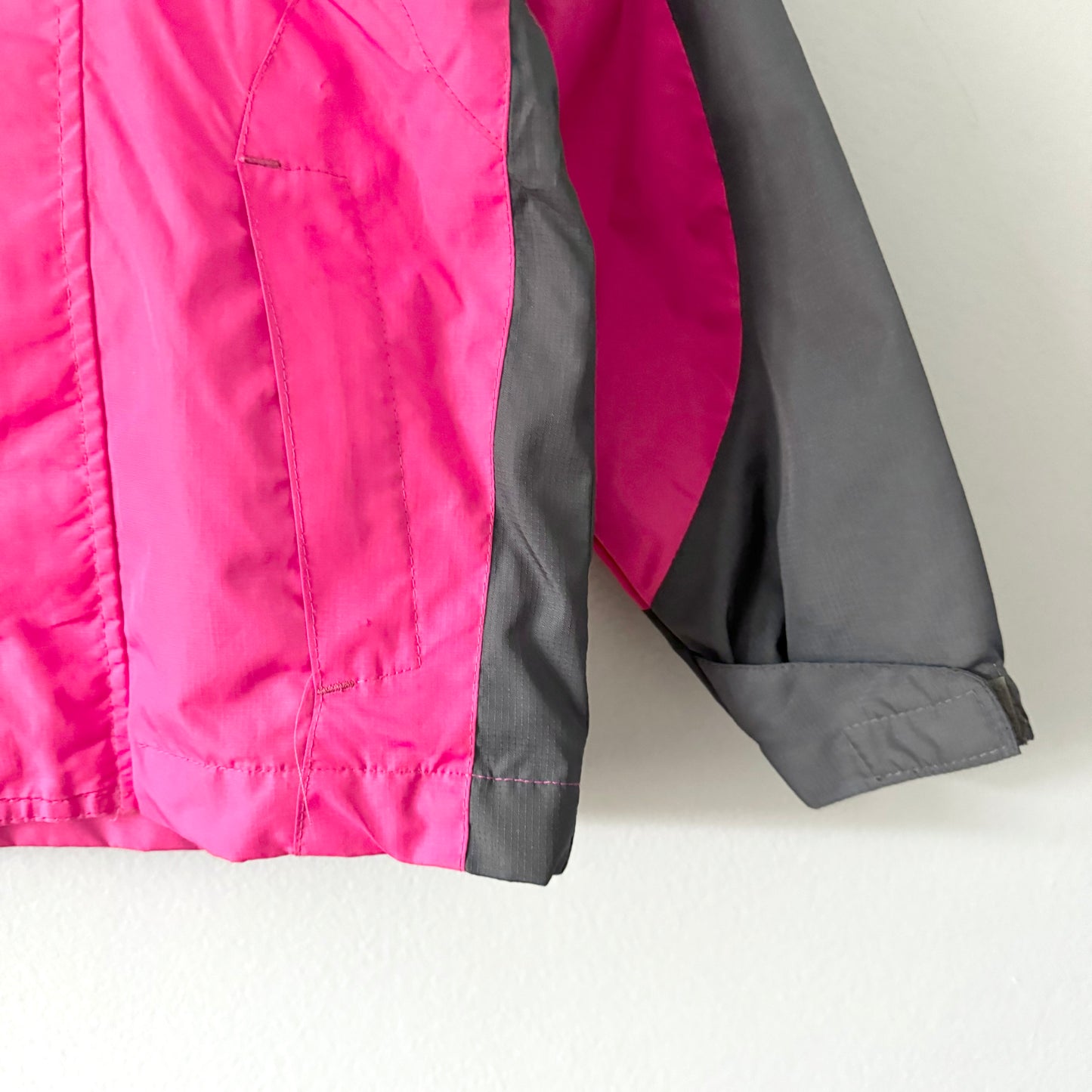 The North Face / Windbreaker - Magenta / 3-4Y