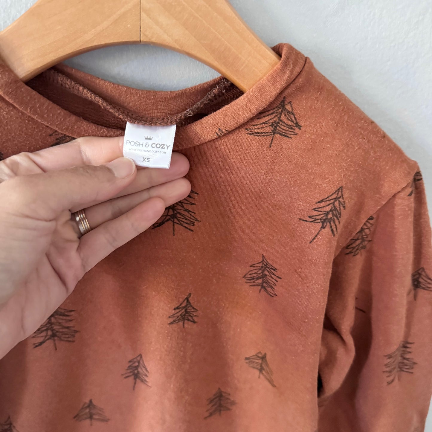 Posh & Cozy / Brown sweatshirt / 3-4Y