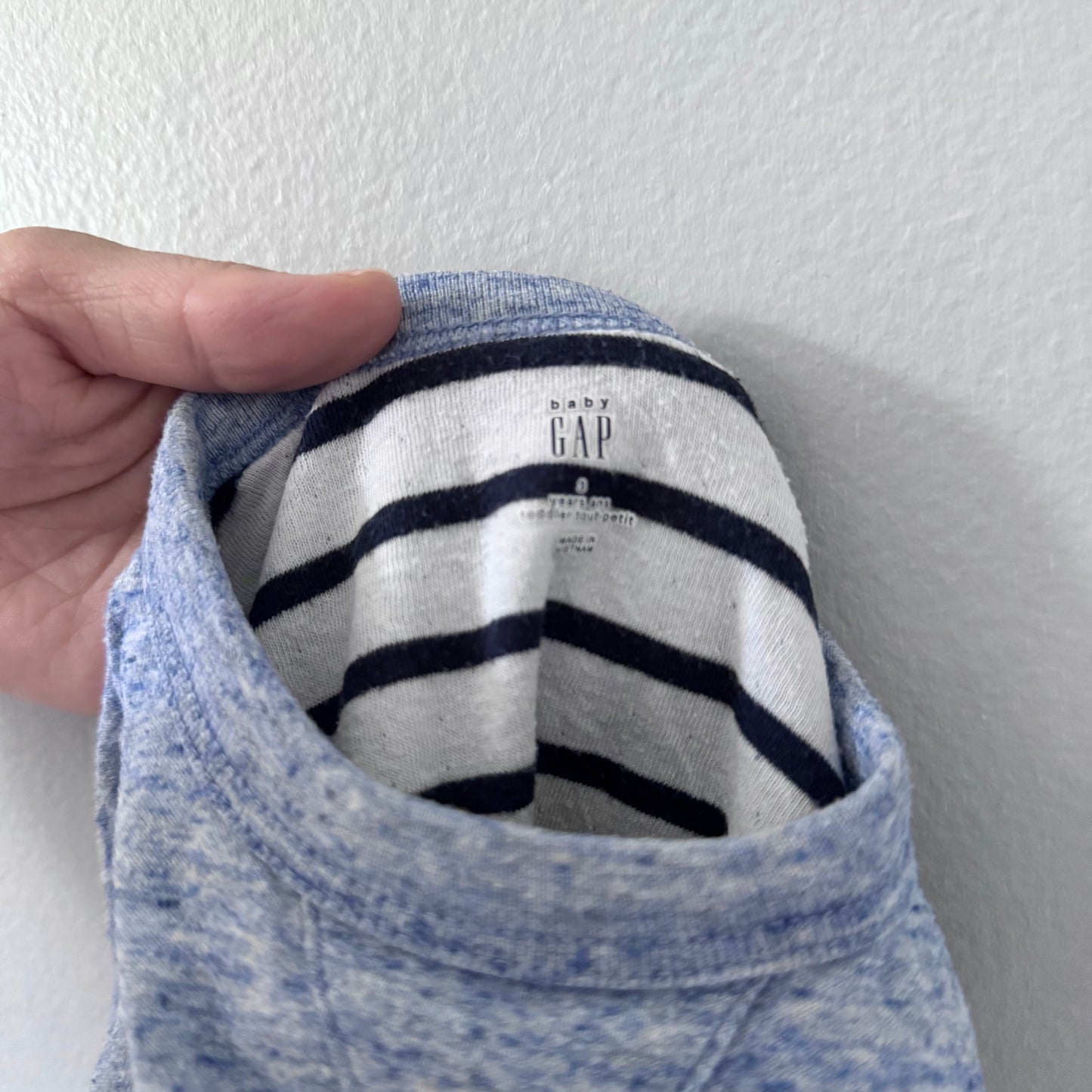 Gap / Blue long sleeve / 3Y