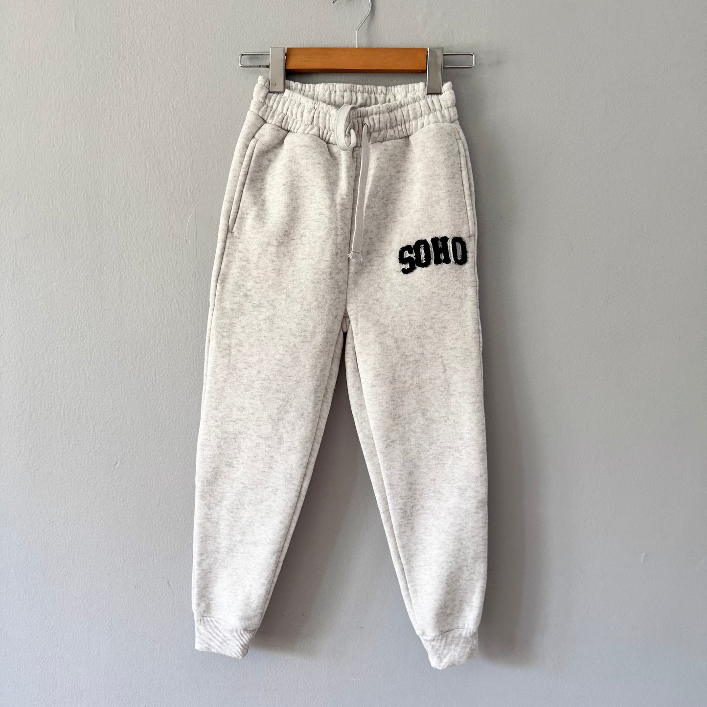 U Kids / Light grey jogger / 5-6Y(Fits 6-7Y)