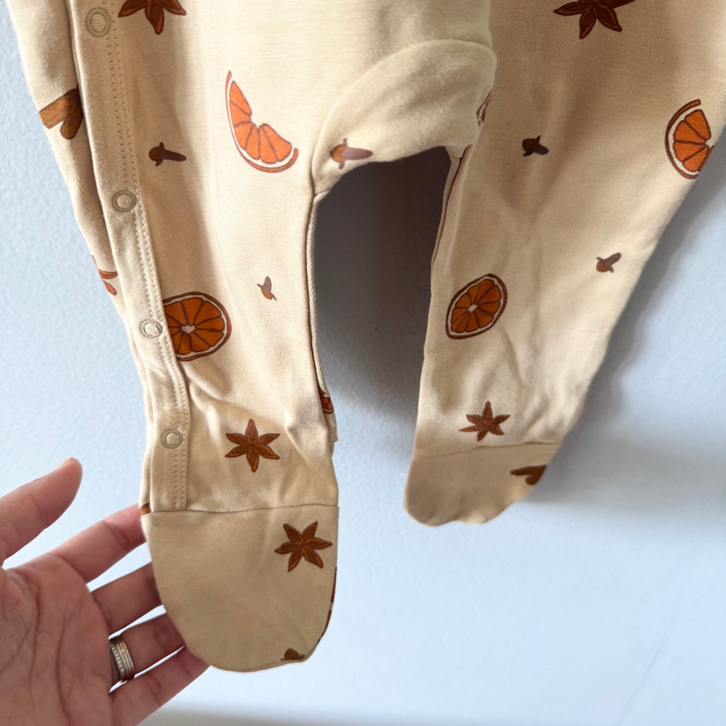 Organic Zoo / Beige x orange romper / 6-12M