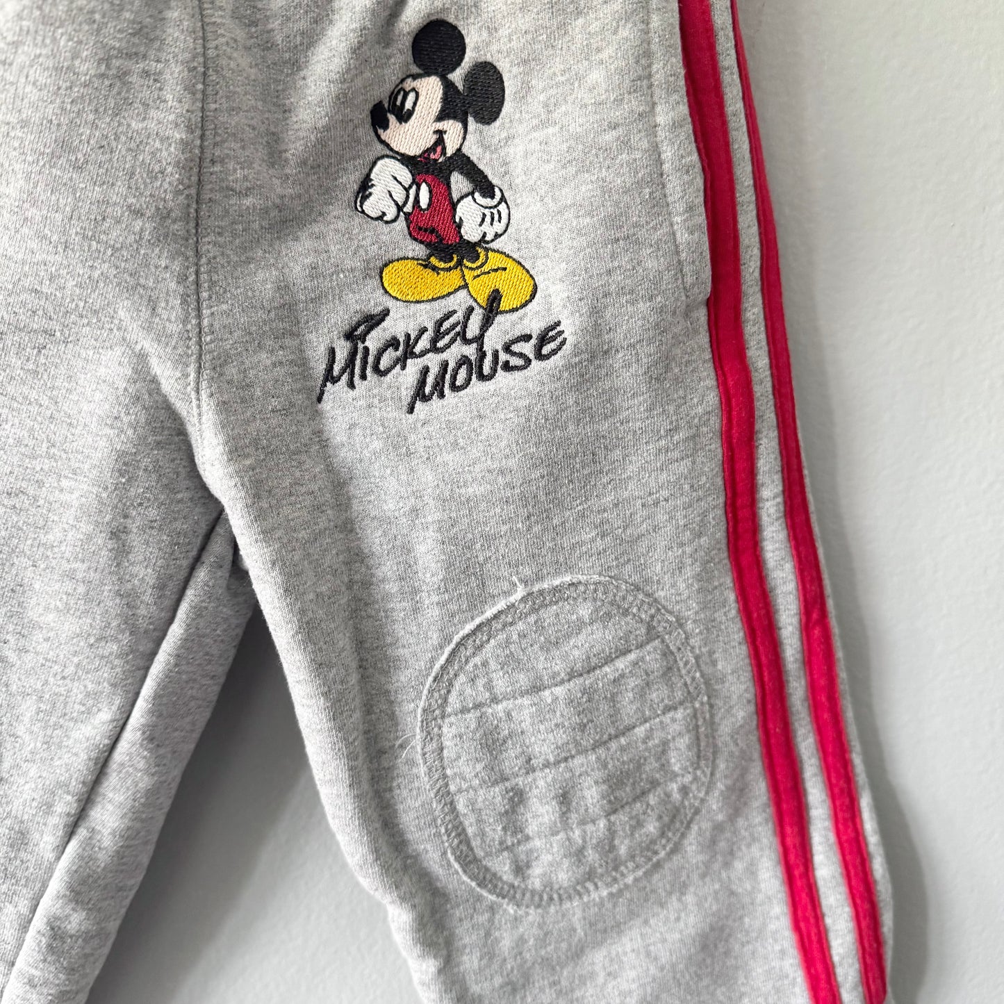 Disney Store / Mickey light grey sweatpants / 2T