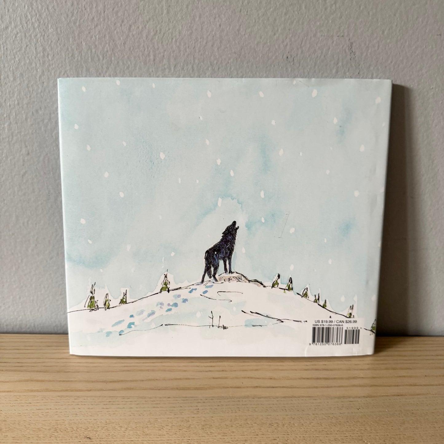 Wolf In The Snow / Matthew Cordell