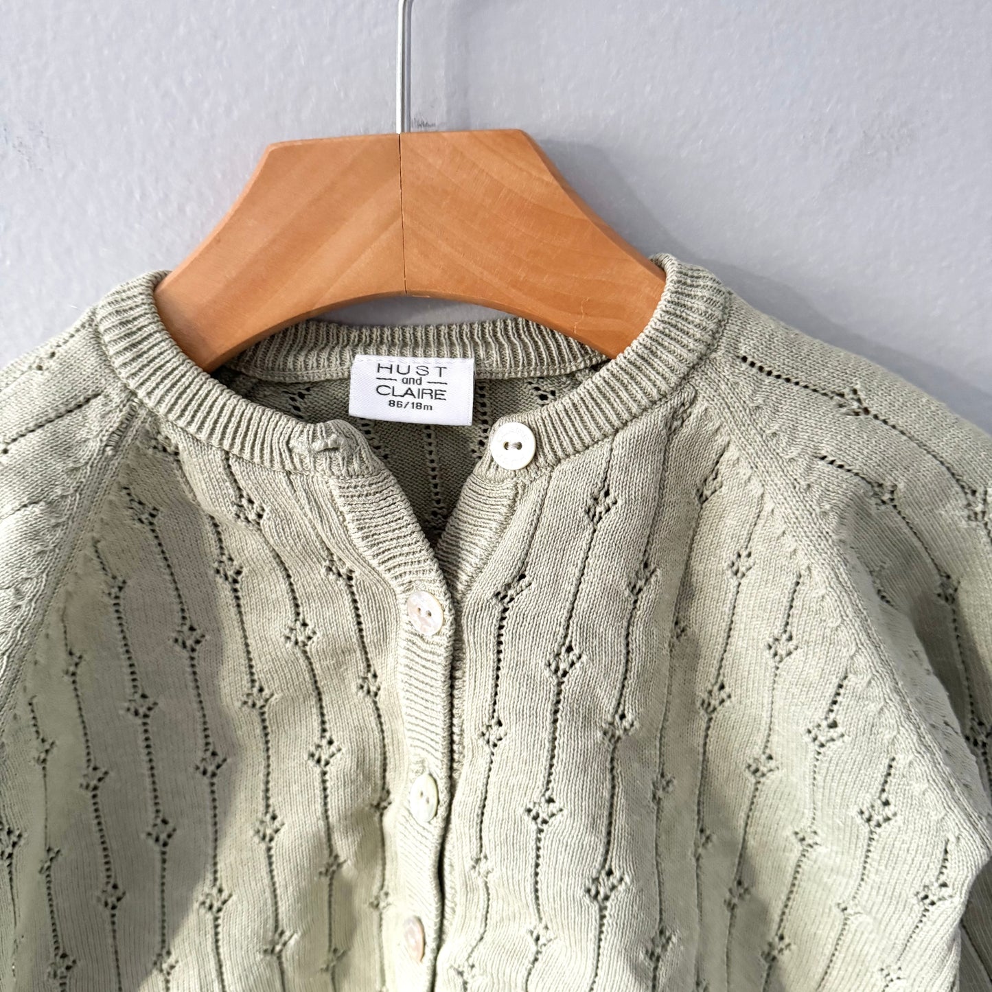 Hust & Claire	/ Smokey green cotton knit cardigan	/ 18M