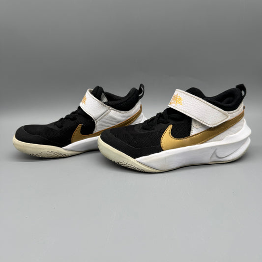 Nike / Running Shoes / US11