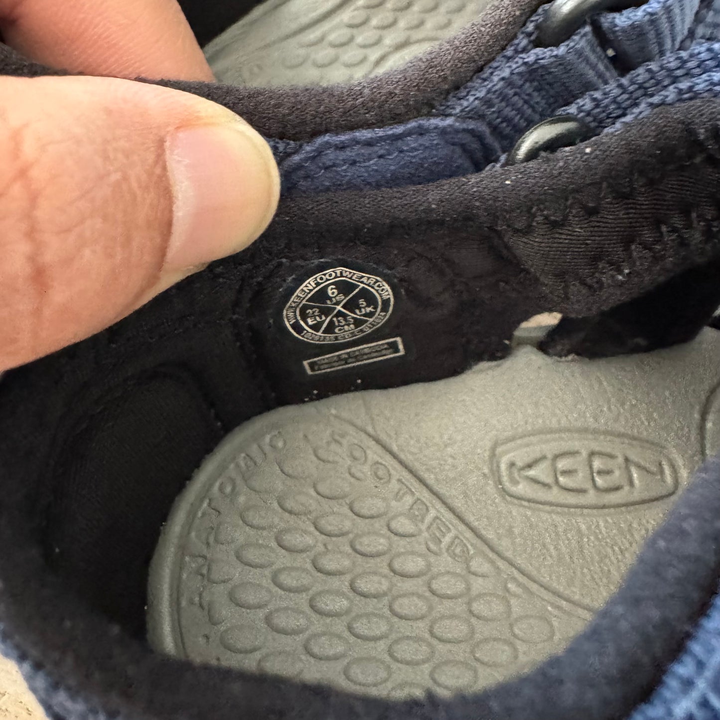 Keen / Sandals / US6
