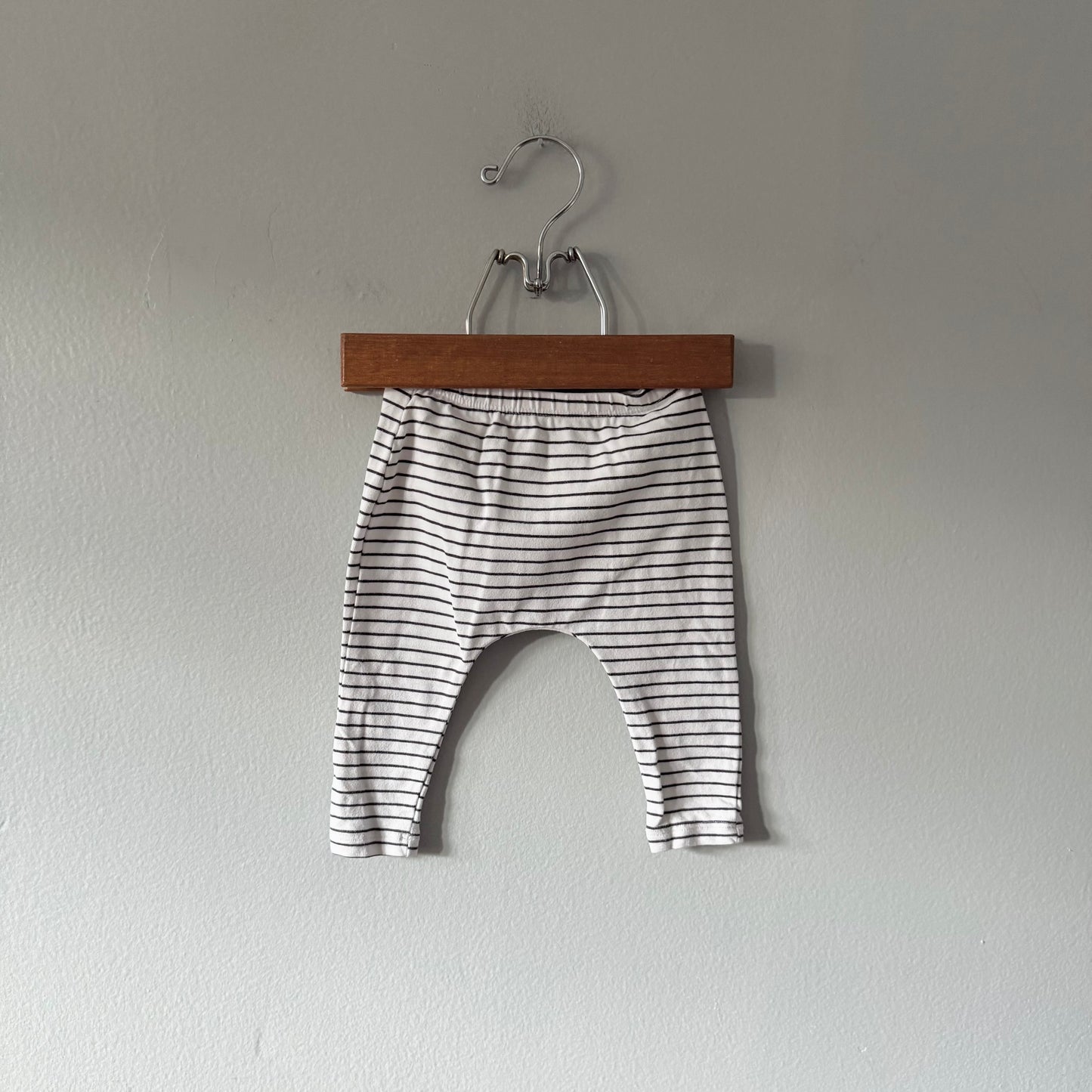 Next / Stripe leggings / 3-6M