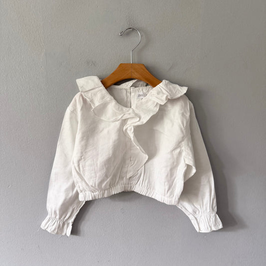 Zara / White ruffle blouse / 6Y