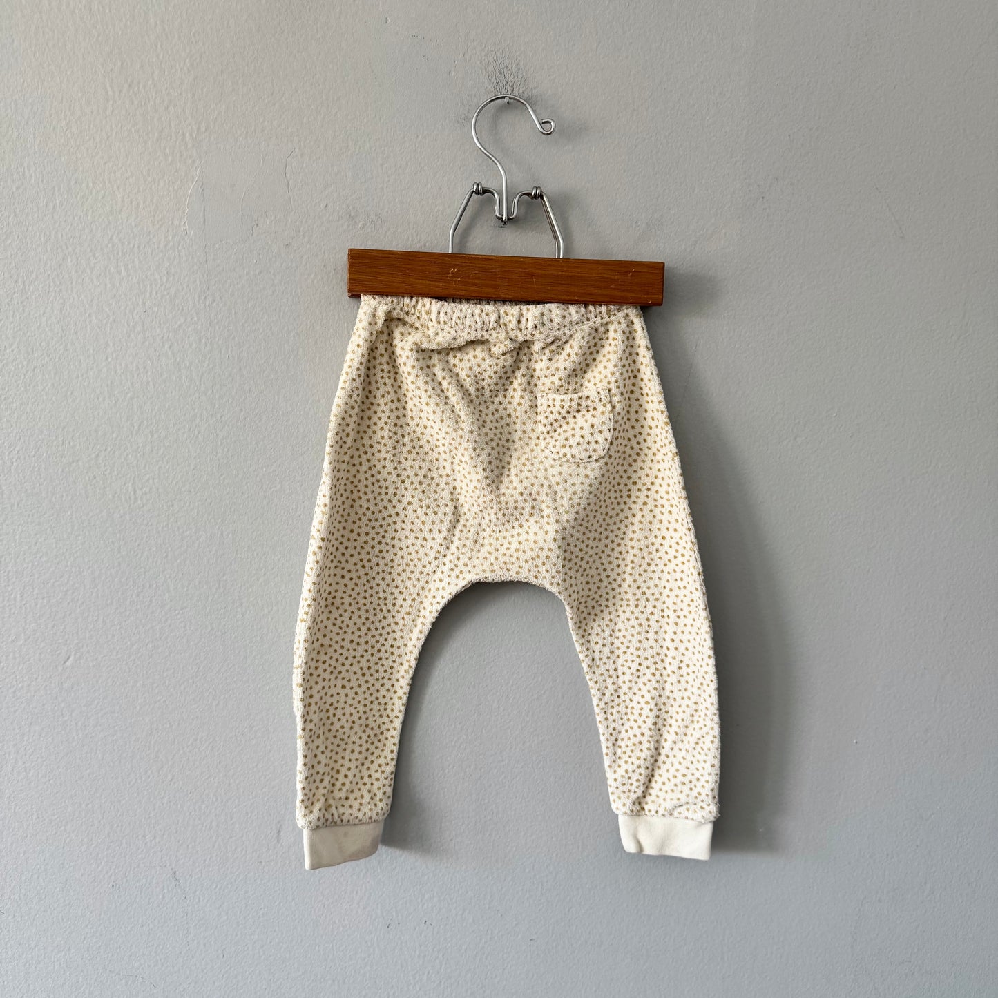 Quincy Mae / White pile harem pants / 18-24M