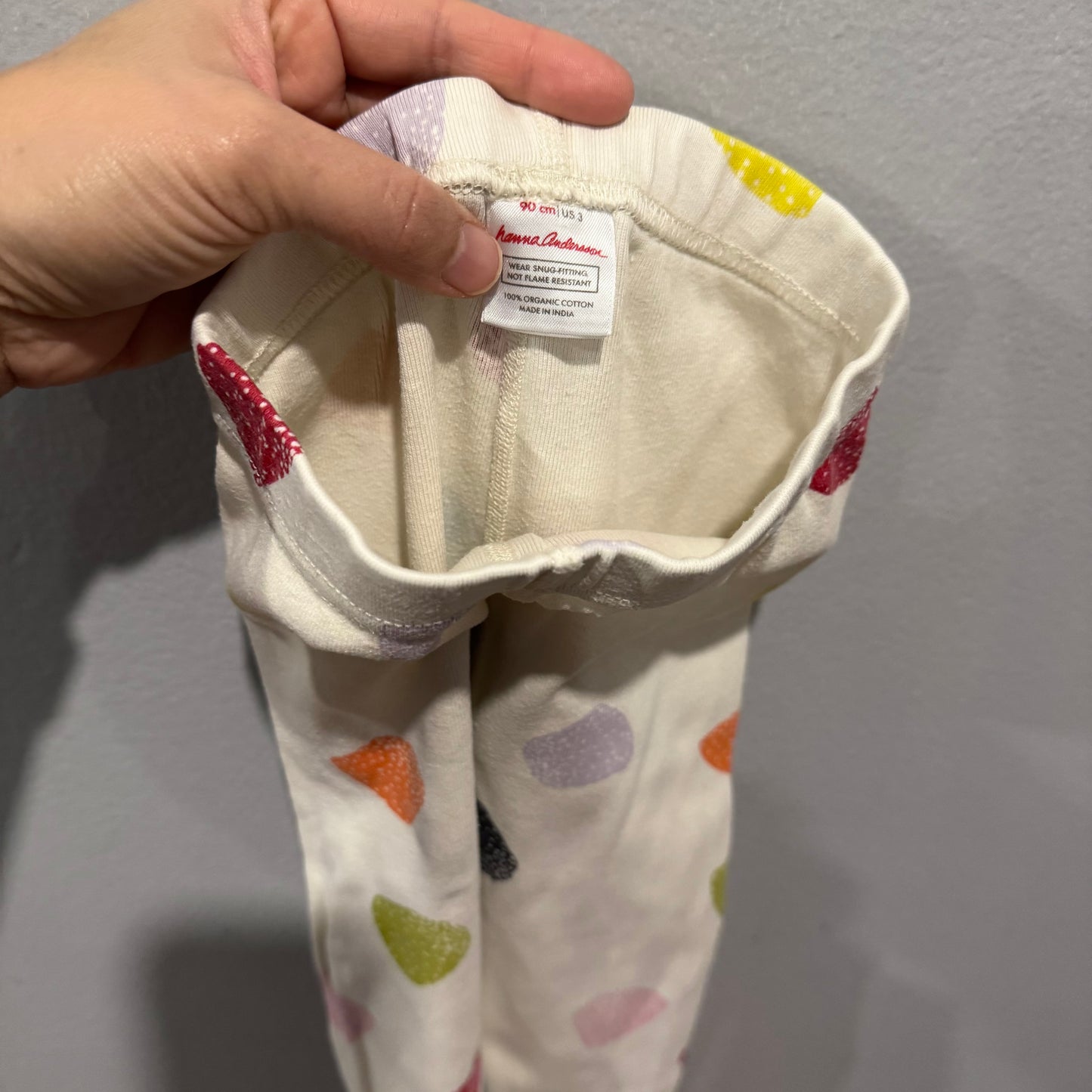 Hanna Andersson	/ White x colourful pajama set / 3Y