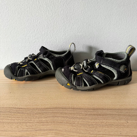 Keen / Sandals / US9