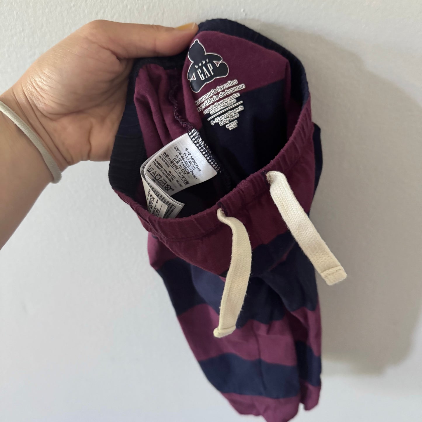 Gap / Brown navy stripe onesie & pants set / 6-12M