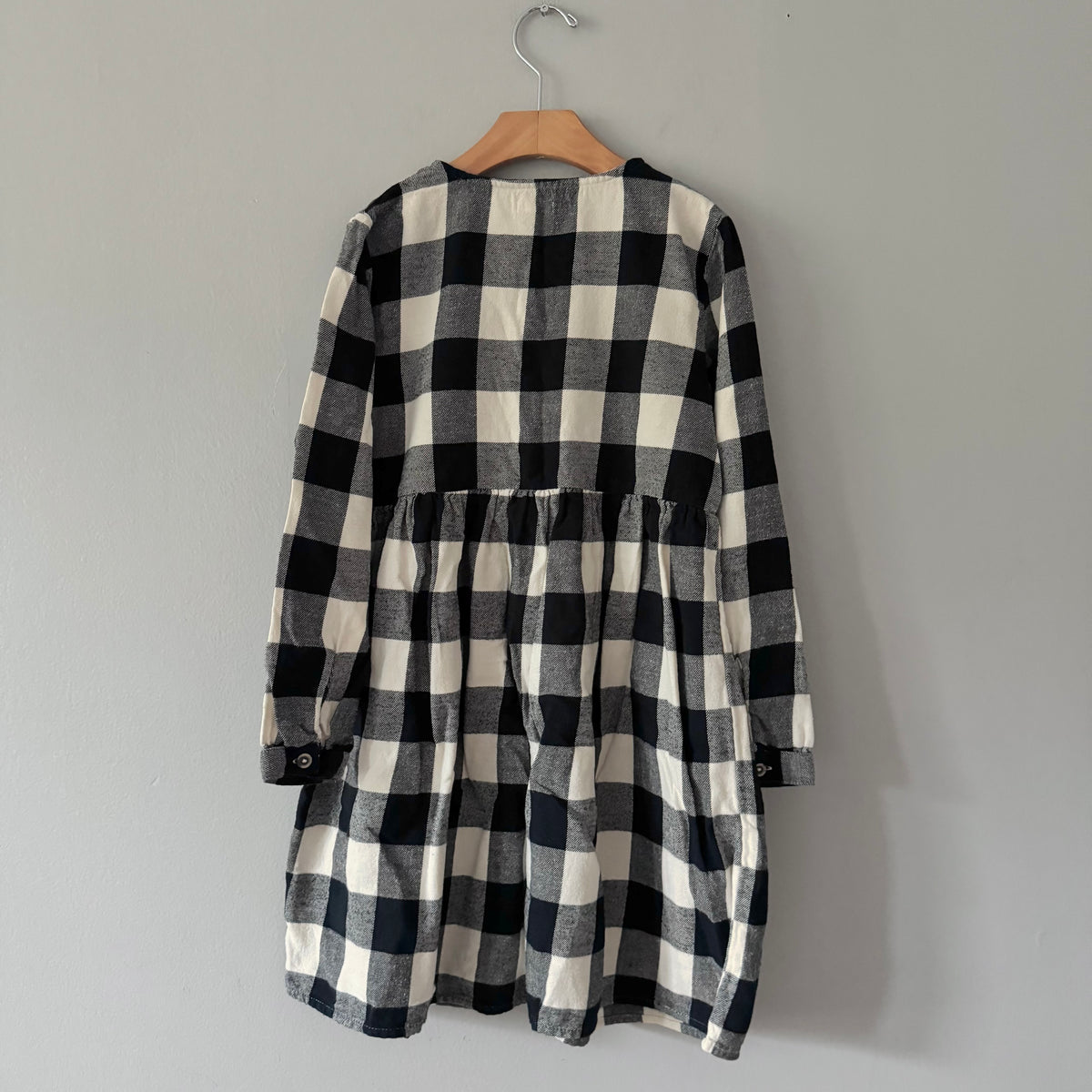 Next / White black flannel dress / 10Y