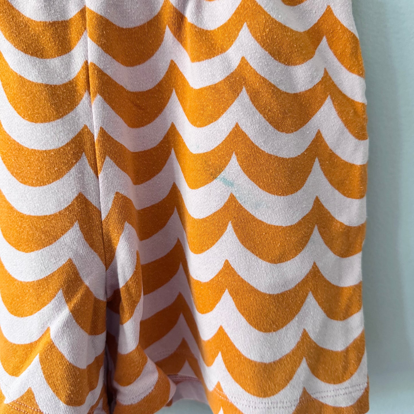 Marimekko x Uniqlo / Orange top & shorts set / 7-8Y