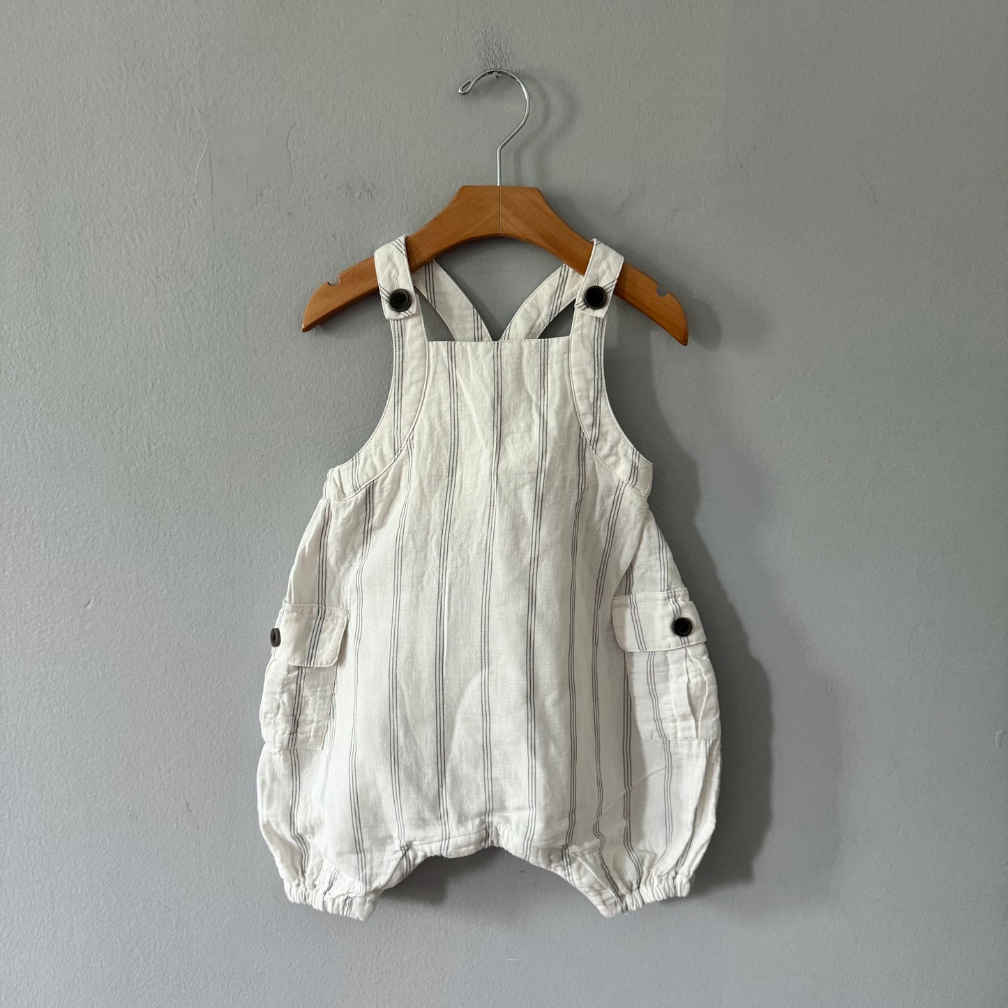 BR baby / White stripe overalls / 12-18M