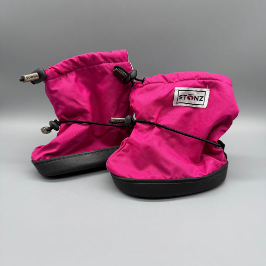 Stonz / Snow Boots / Size Large (Age 1 - 2.5 years)