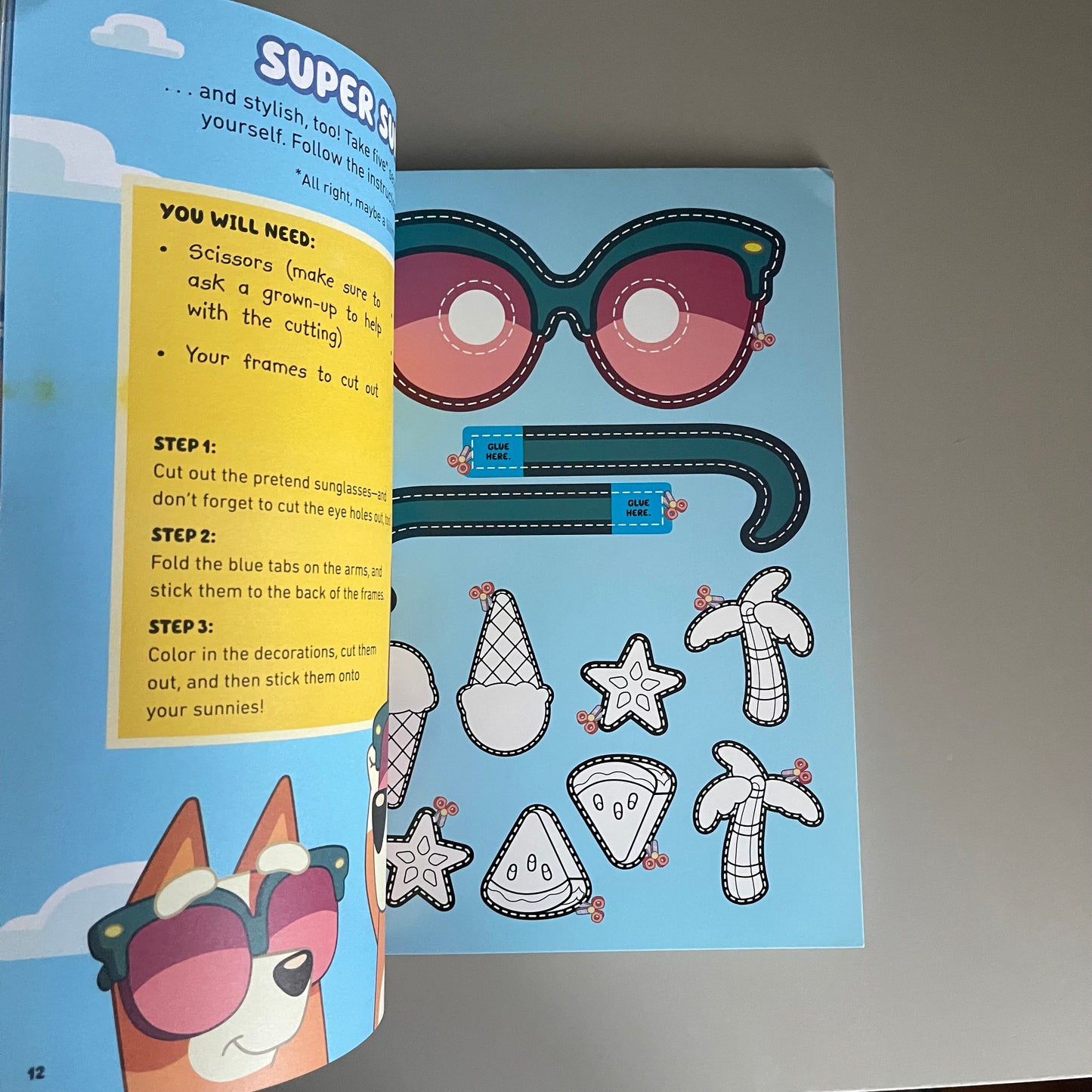 [Brand New] Bluey's Beach - Activity Book