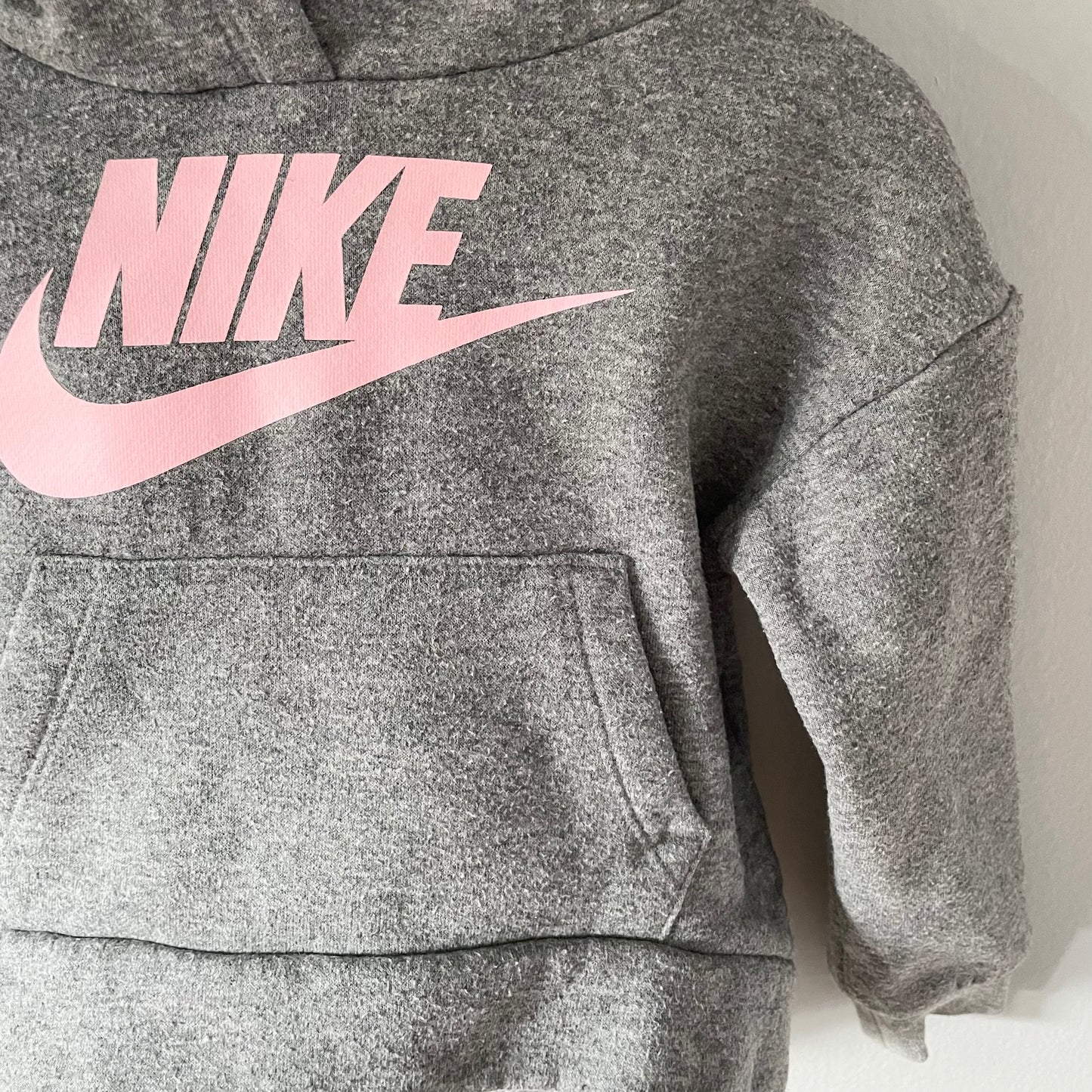 Nike / Dark grey hoodie / 2T