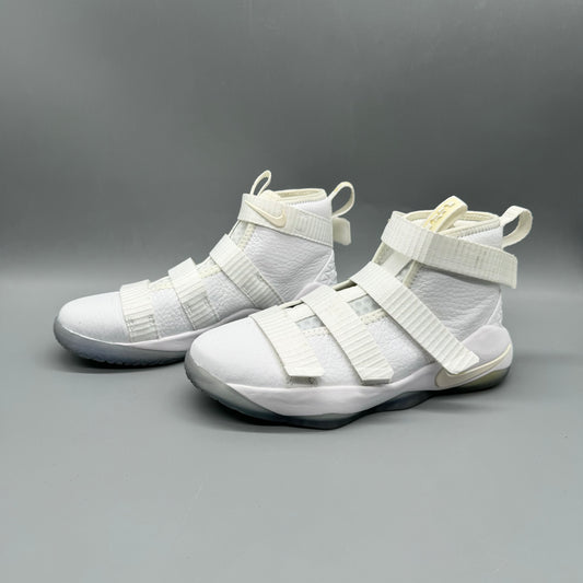Nike / LeBron Soldier 11 "Triple White" / Runner / J1