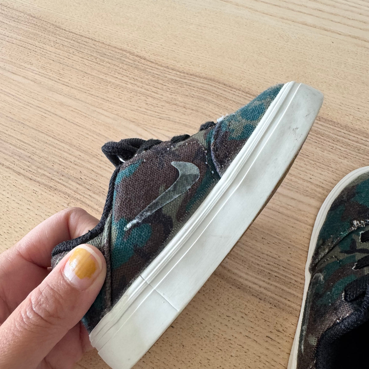 Nike / Sneaker / US7