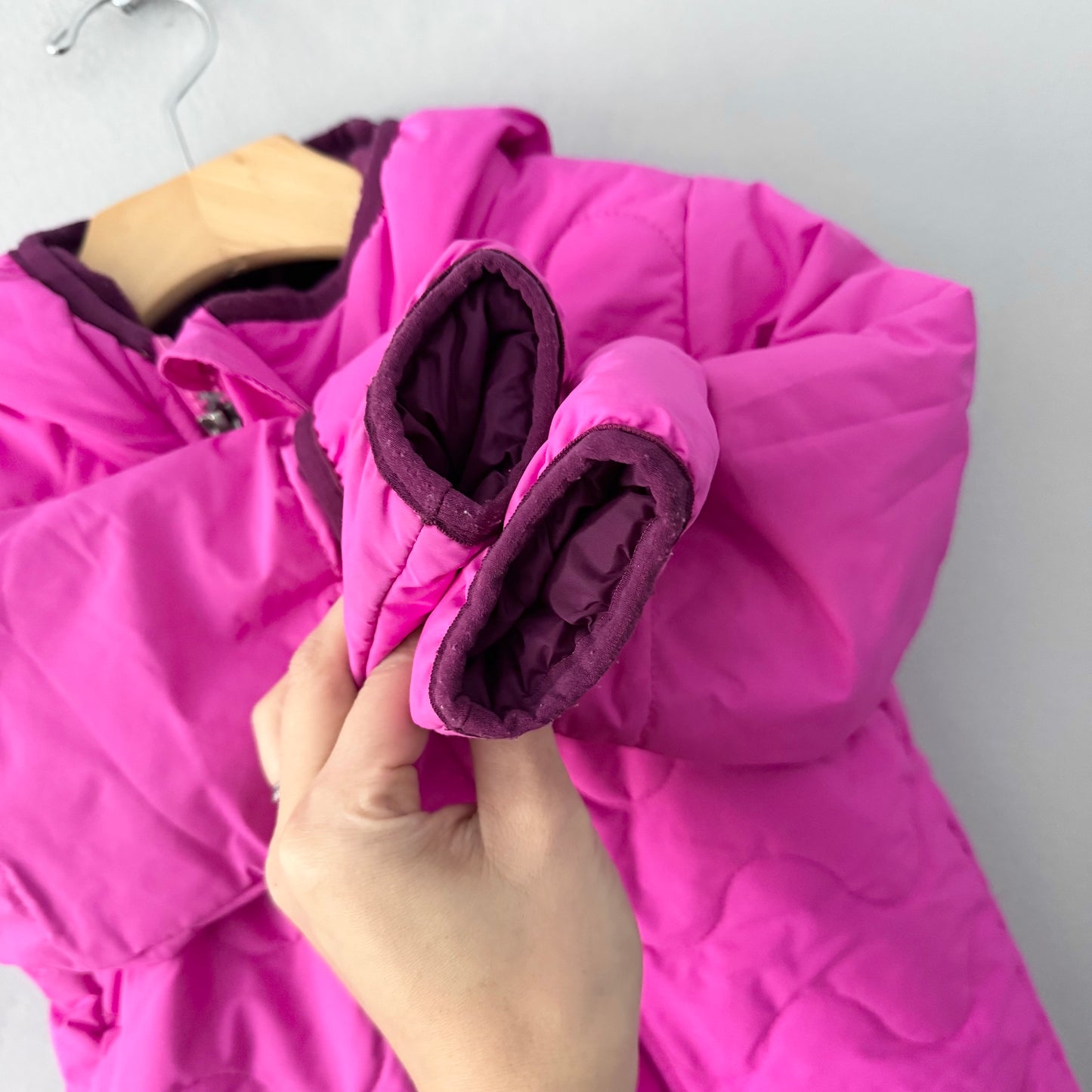 The North Face / Pink snow suit / 12-18M