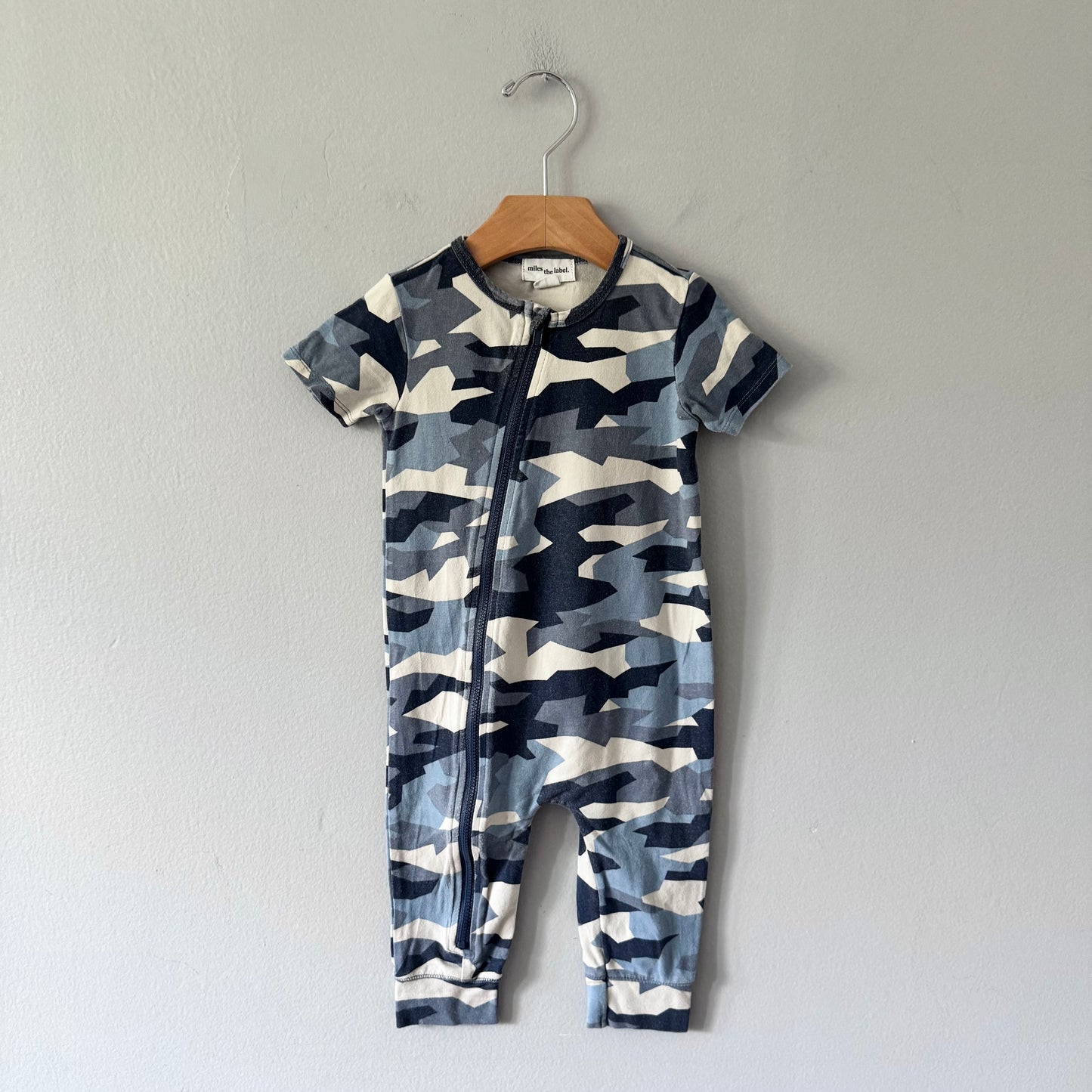 Miles the label / Blue camo romper / 12M