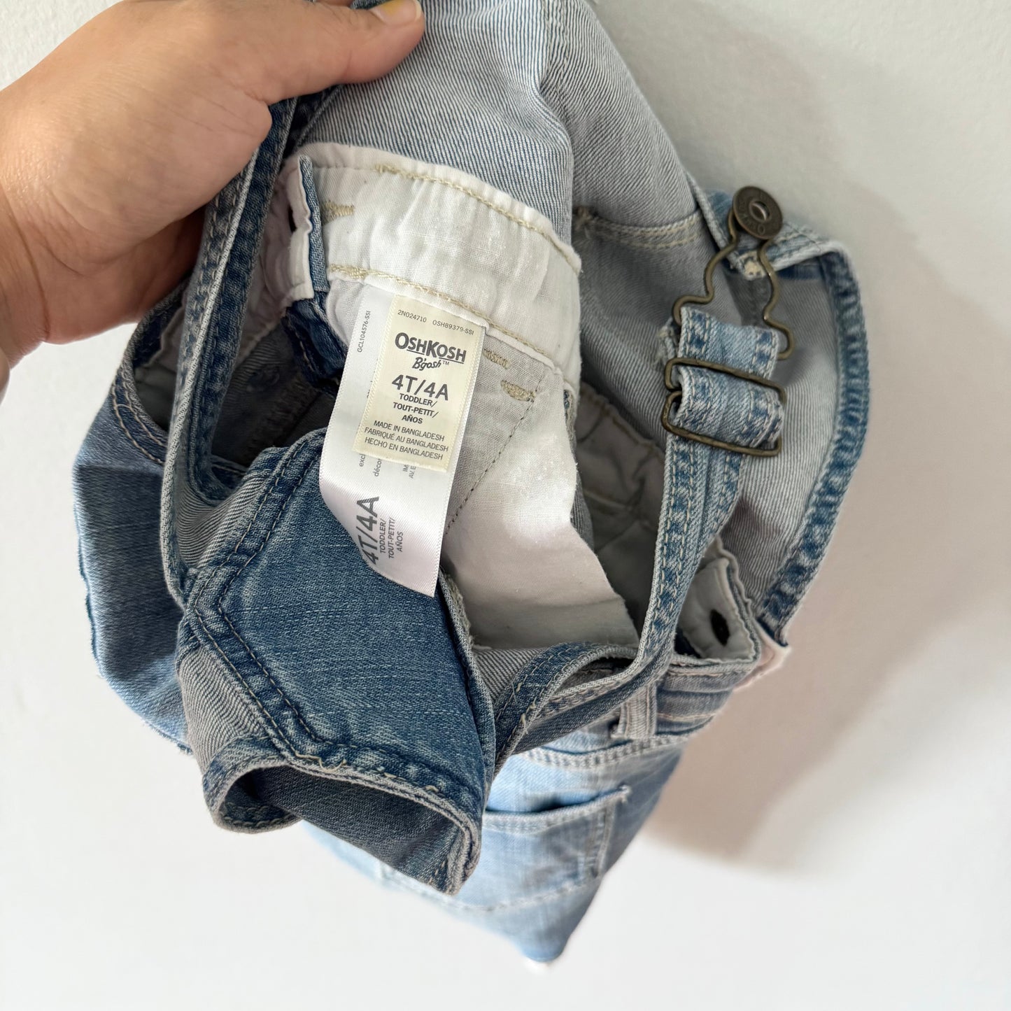 Oshkosh / Denim overall shorts / 4T