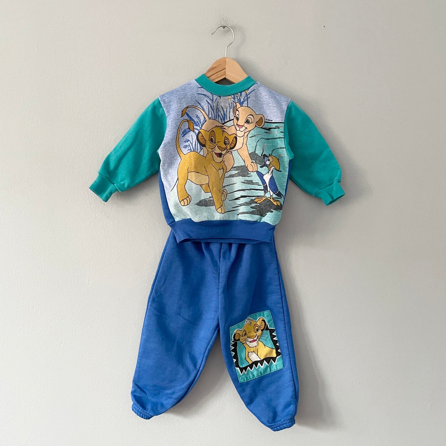 Vintage / Lion King sweater & pants set / 18M