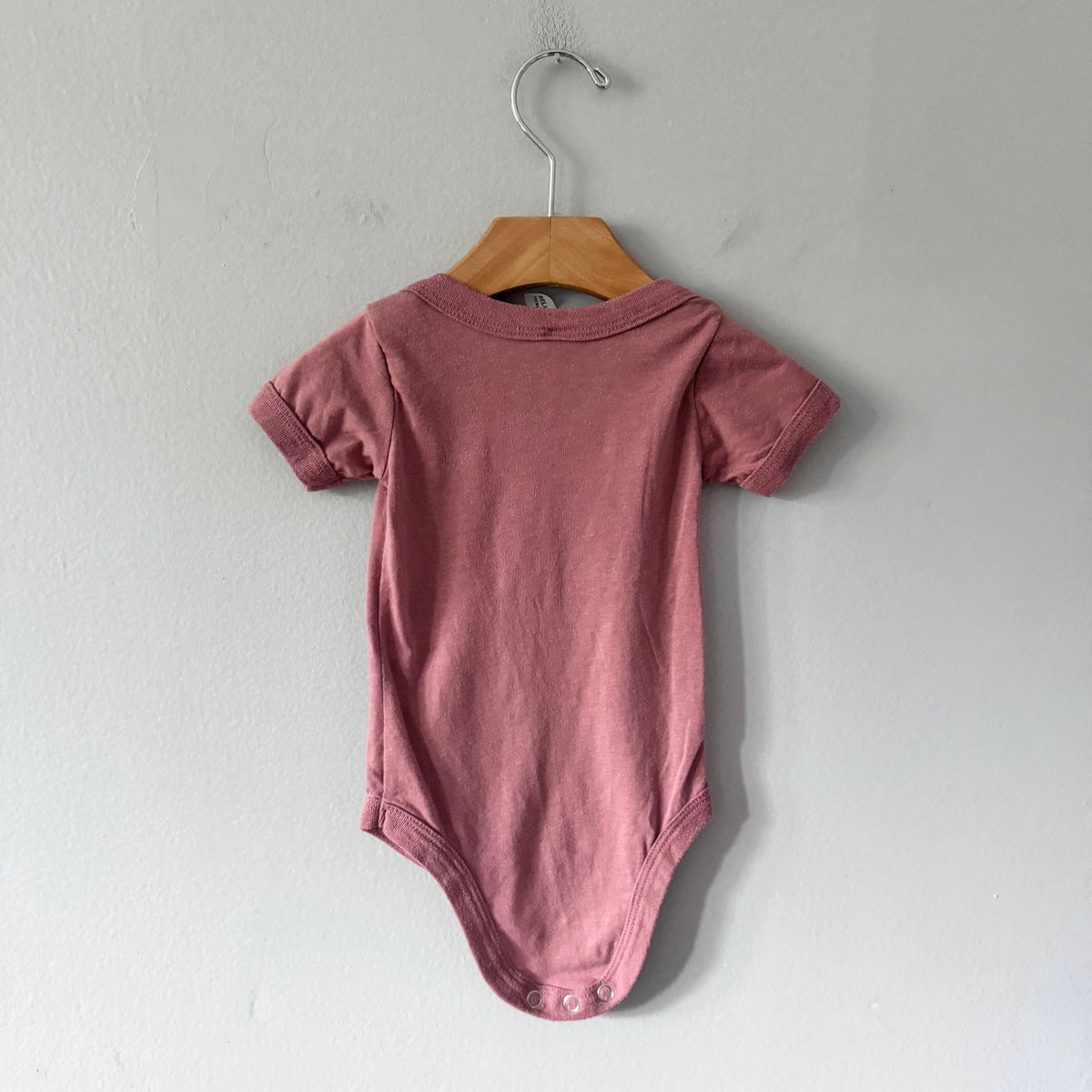 Bella + Canvas / Little Sister onesie / 3-6M