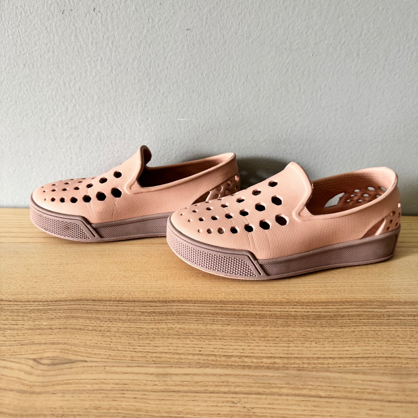 Joybees / Slip on sandals / US12