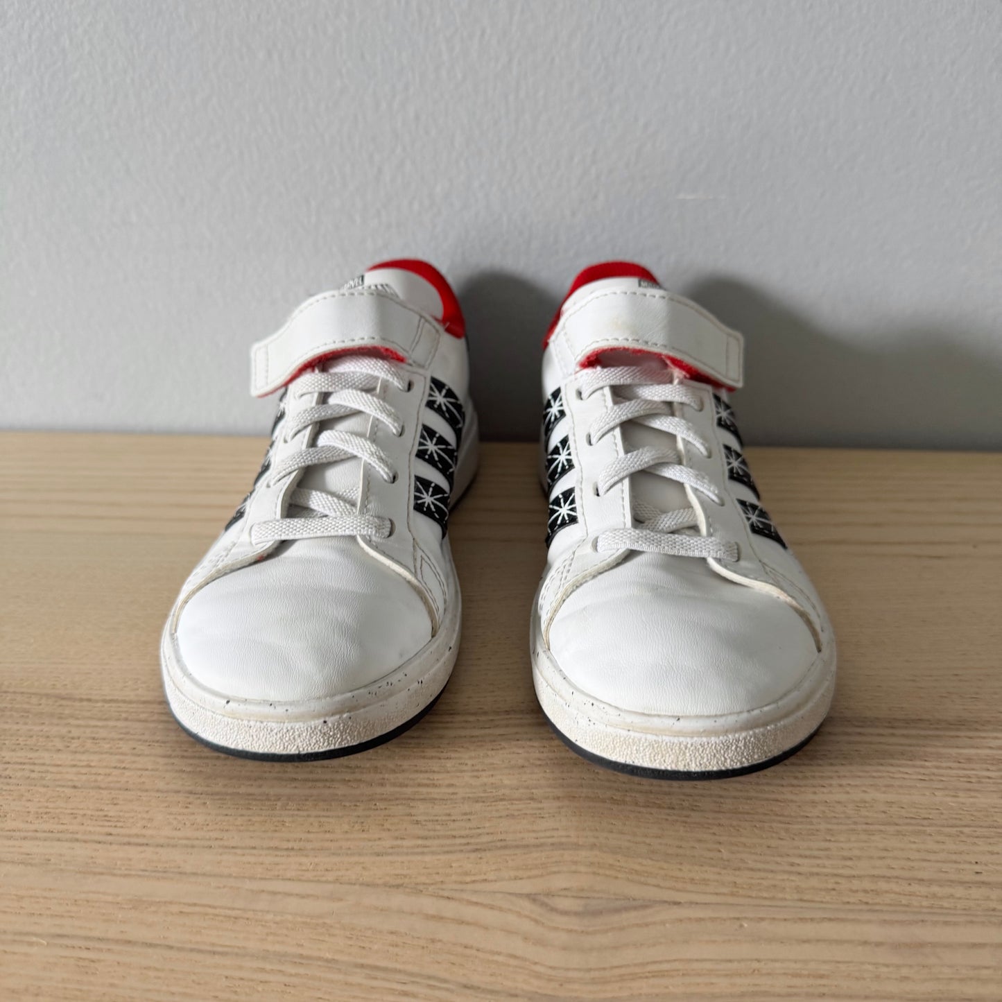 Adidas / Sneaker / US12