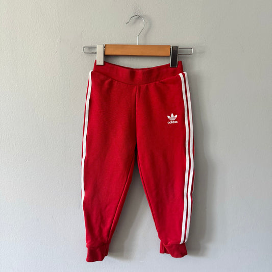 Adidas / Red sweatpants / 3-4Y