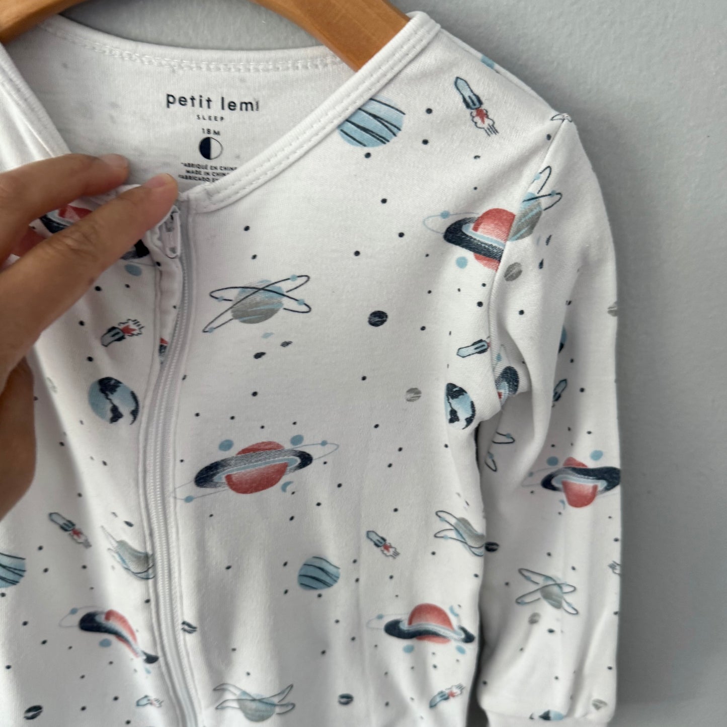Petit lem / White x planet romper / 18M
