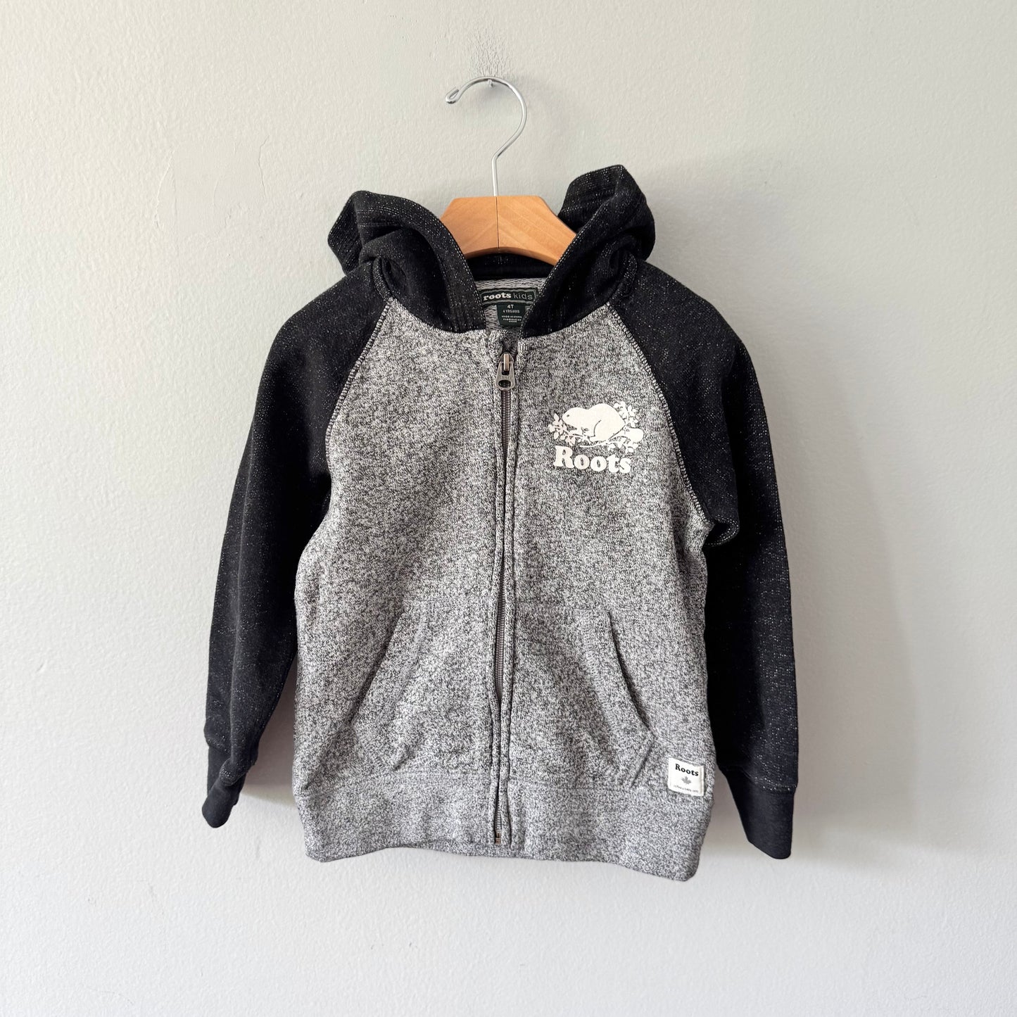 Roots / Black x salt and pepper zip up hoodie / 4T