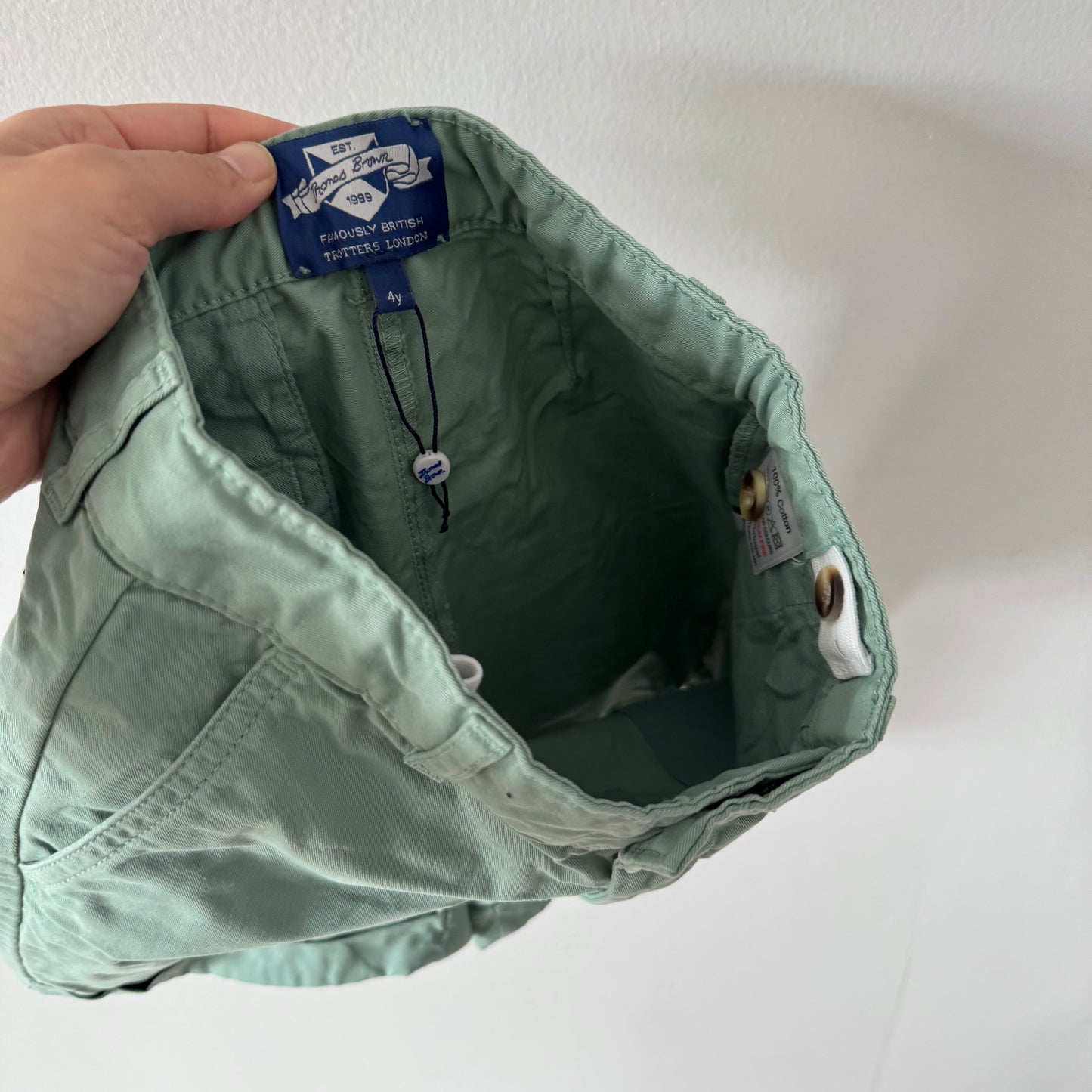 Thomas Brown / Short chino vert / 4A
