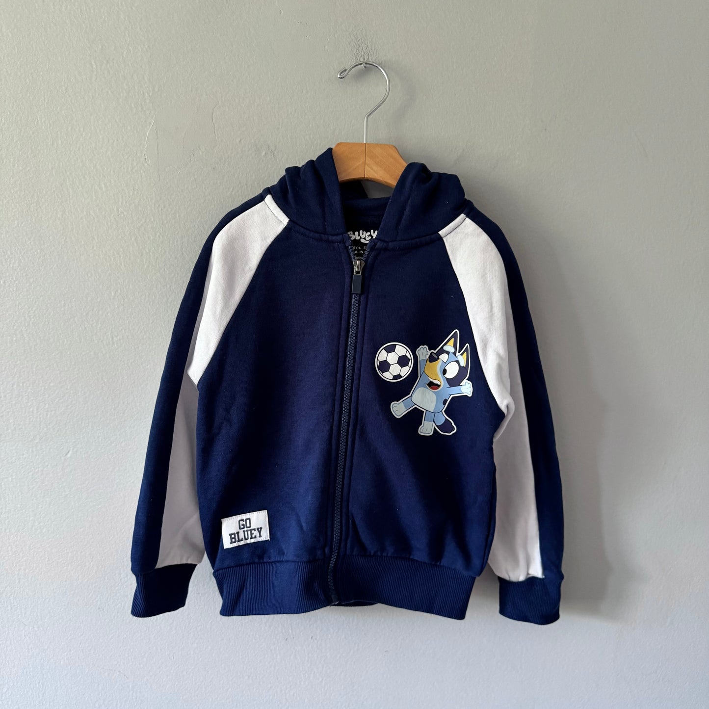 Bluey / Zip up hoodie / 4-5Y