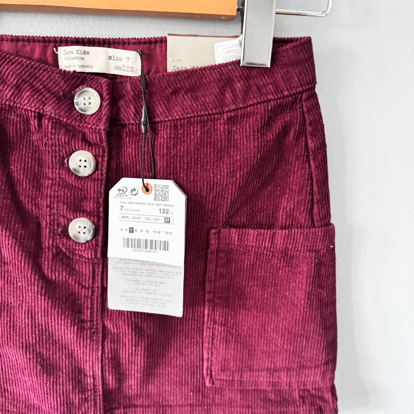 Zara / Jupe en velours côtelé bordeaux / 7 ans - Neuve avec étiquette