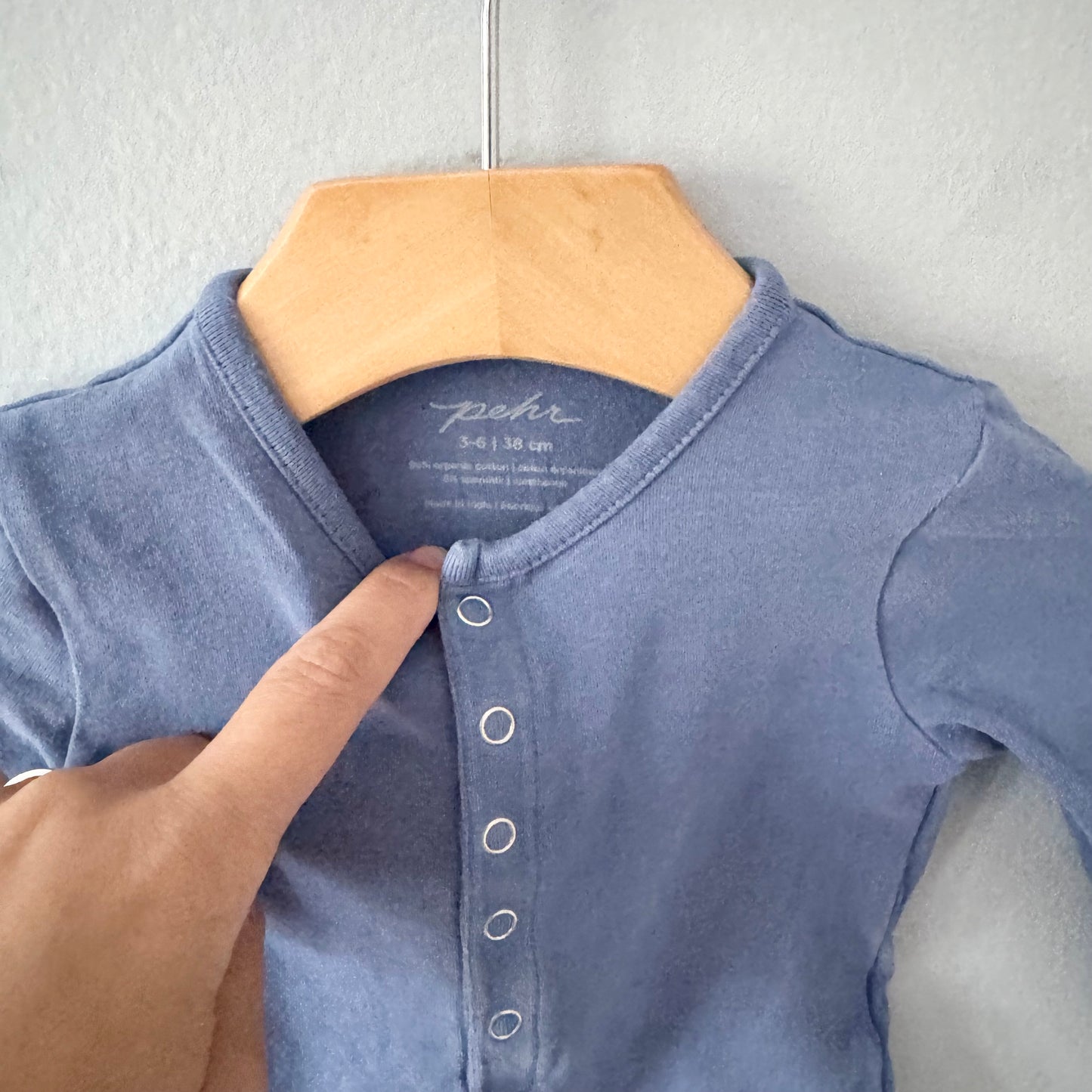 Pehr / Smokey blue onesie / 3-6M