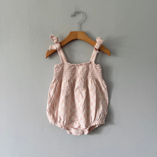 Gap / Light pink checker cami onesie / 18-24M