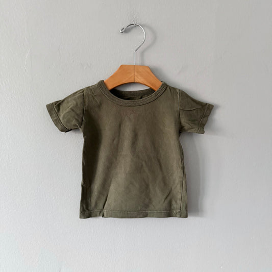 Mini mioche / Khaki T-shirt / 6-12M